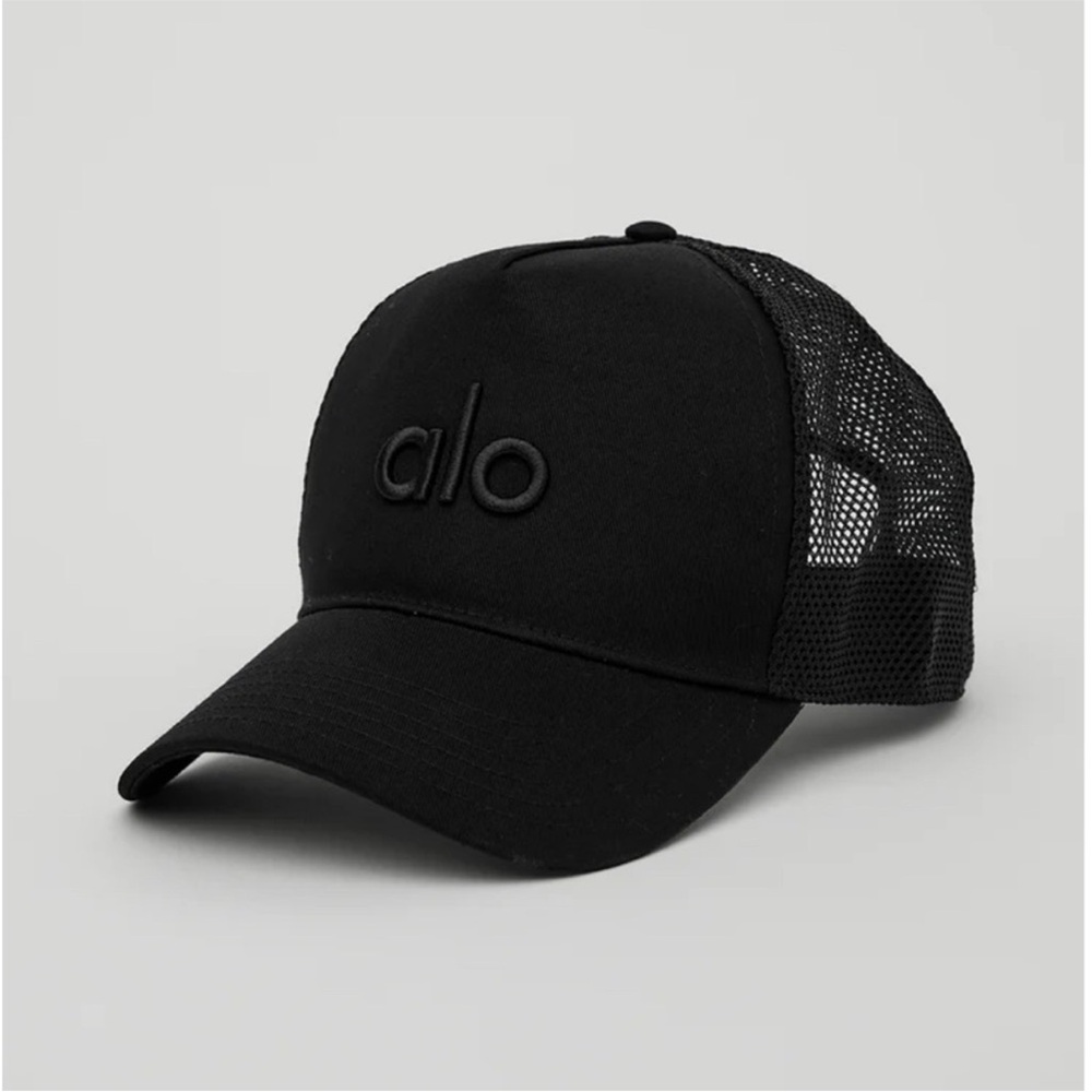 ALO Yoga Classic Black Trucker Hat